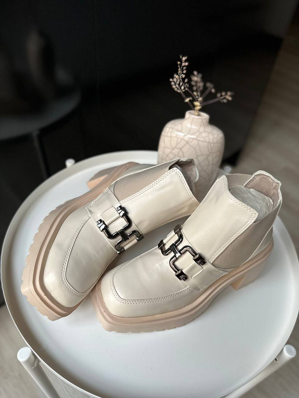 نیم بوت زنانه استرادیواریوس مدل00031-Stradivarius-Ankle-Boots
