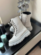 نیم بوت زنانه استرادیواریوس مدلStradivarius-Flat-Ankle-Boots-BTC01