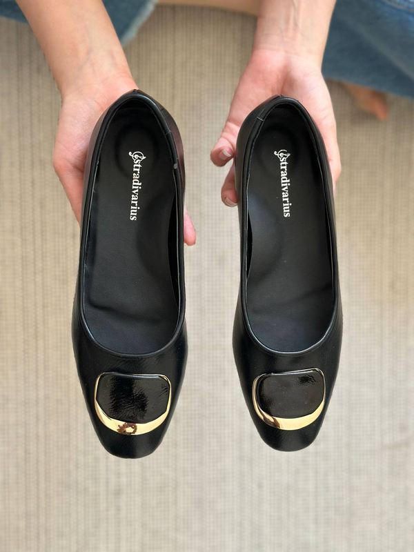 کفش کالج زنانه استرادیواریوس مدل Stradivarius-Flat-shoes-FBl01