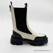 نیم بوت زنانه استرادیواریوس مدل Stradivarius Flat Ankle Boots - BTC05
