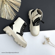 نیم بوت زنانه استرادیواریوس مدل Stradivarius Flat Ankle Boots - BTB75