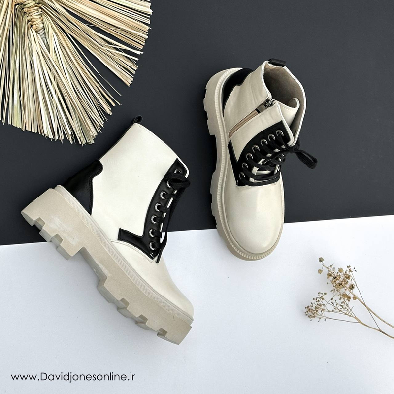 نیم بوت زنانه استرادیواریوس مدل Stradivarius Flat Ankle Boots - BTC76
