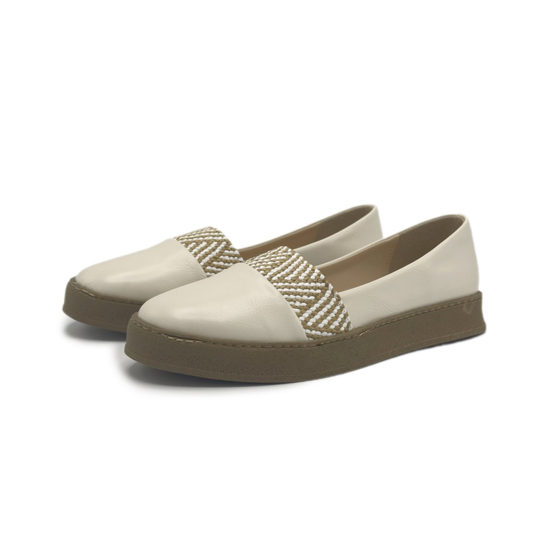 کفش راحتی زنانه استرادیواریوس مدل Stradivarius Flat shoes - FCr/Kh80