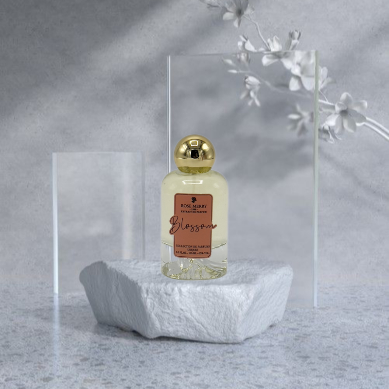 عطر رزمری مدل Rose-Merry-Perfume-Blossom