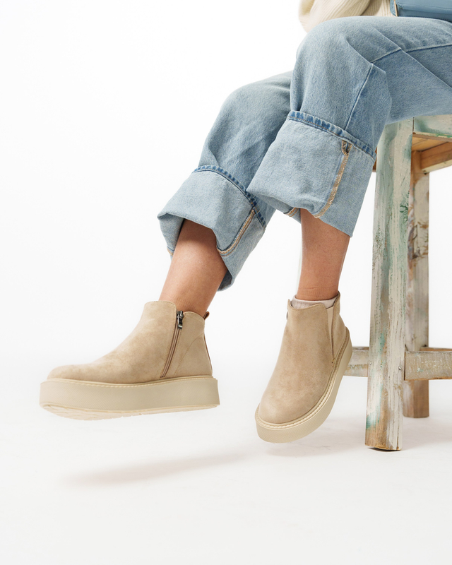 نیم بوت زنانه مدل 00025-Stradivarius-Flat-Ankle-Boots