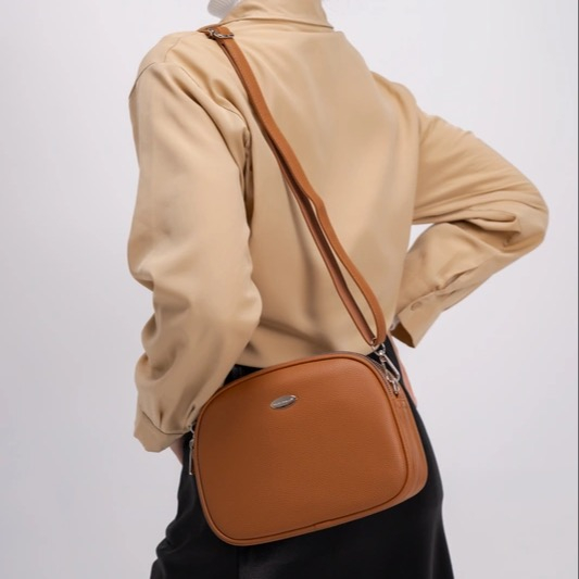 کیف دوشی زنانه دیوید جونز مدل David Jones CM6786