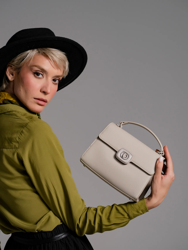کیف دستی زنانه دیوید جونز مدل David Jones CM7394
