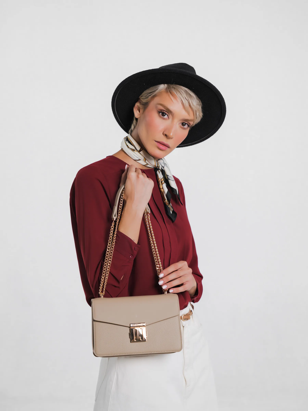کیف دوشی زنانه دیوید جونز مدل David Jones CM7405