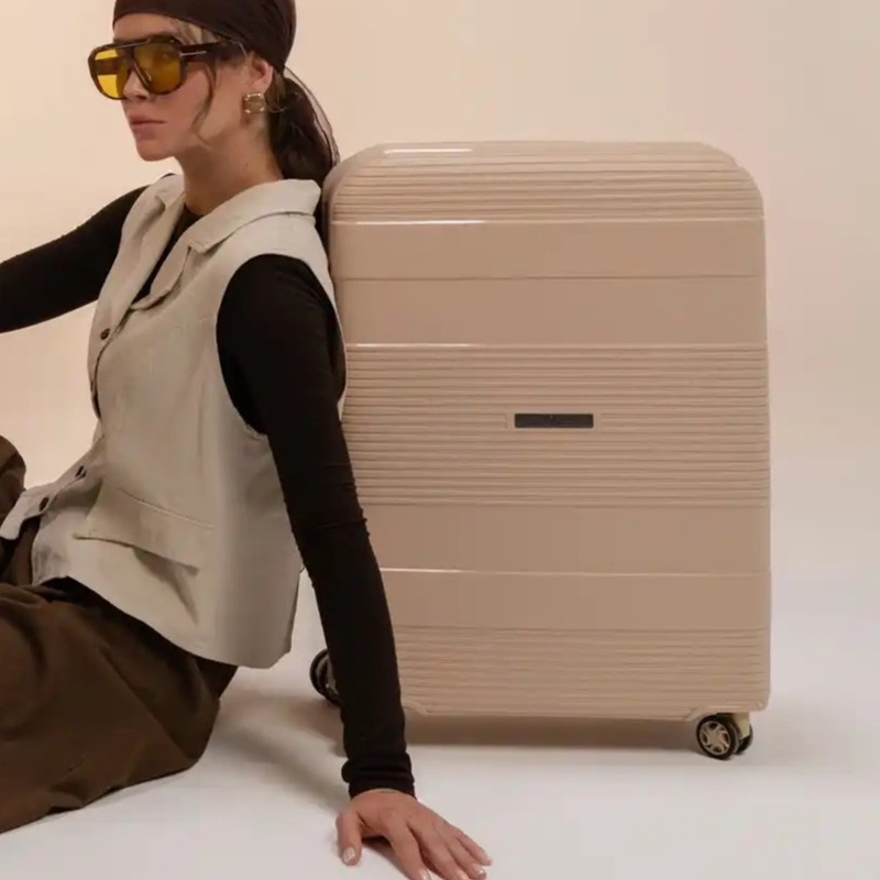 چمدان سایز متوسط مدل Rose Merry RL-201-3z-Medium_Champagne