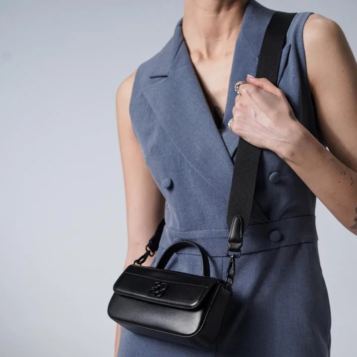  کیف دستی زنانه دیوید جونز مدل David Jones CM7385