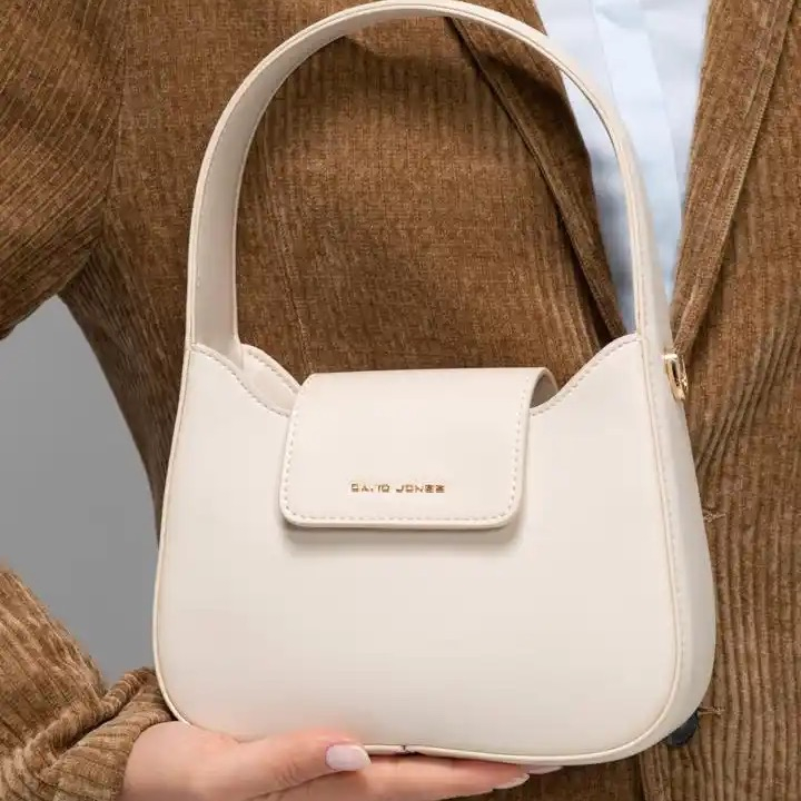  کیف دستی زنانه دیوید جونز مدل David Jones CM7383