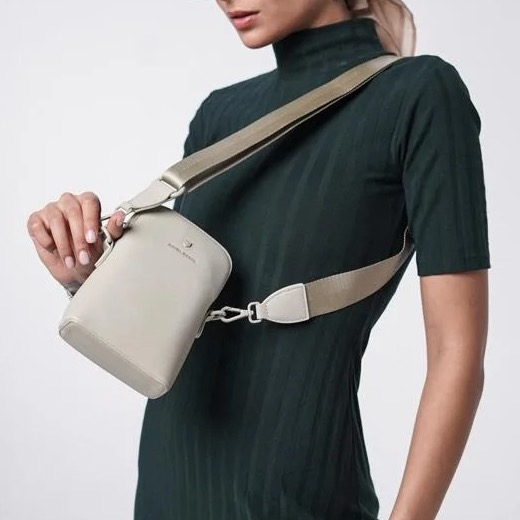 کیف دوشی زنانه دیوید جونز مدل David Jones CM7151G