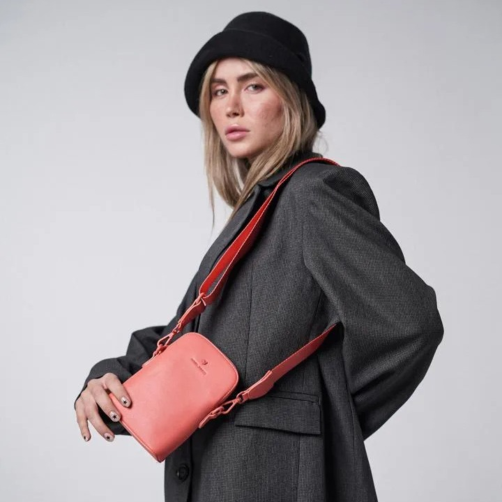 کیف دوشی زنانه دیوید جونز مدل David Jones CM7151G