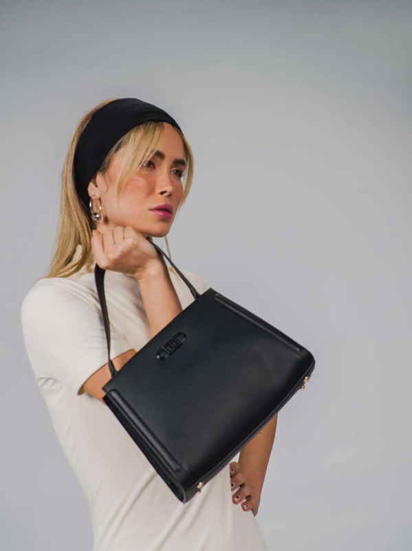 کیف دستی زنانه دیوید جونز مدل David Jones CM7415