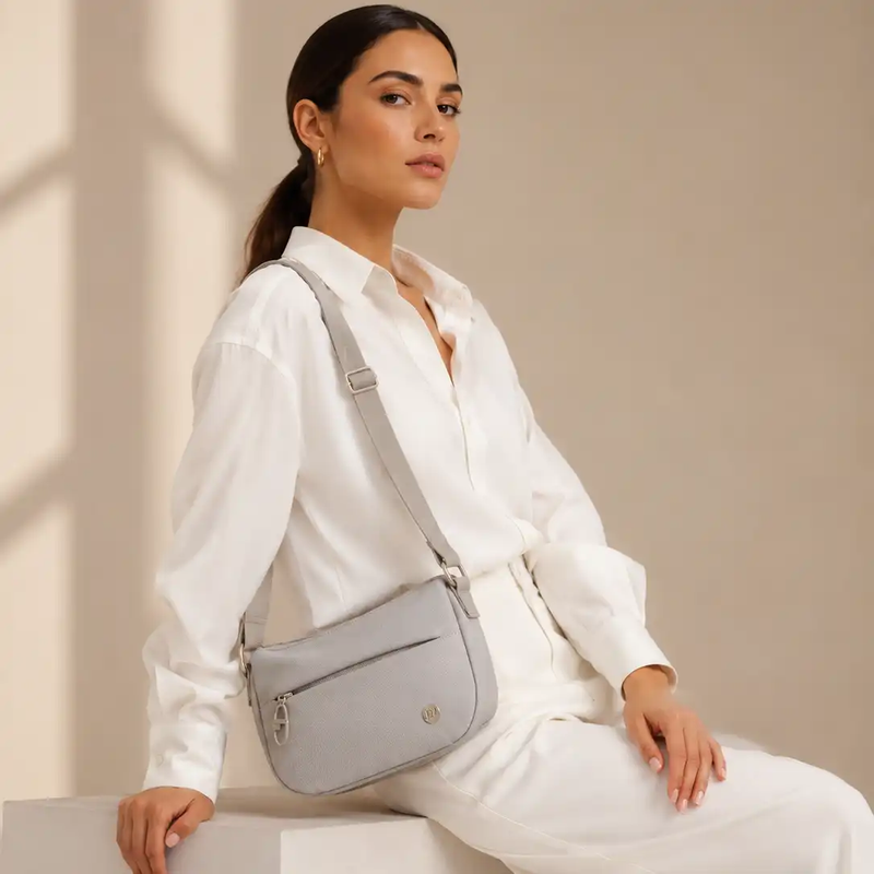 کیف دوشی زنانه دیوید جونز مدل David Jones CM7569