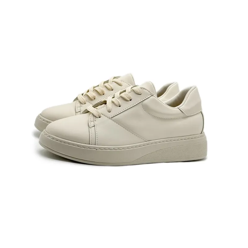 کفش راحتی زنانه استرادیواریوس مدل Stradivarius Sneakers - SKs89
