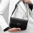 کیف دوشی زنانه دیوید جونز مدل 5-David Jones CM6727