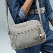 کیف دوشی زنانه دیوید جونز مدل David Jones CM7704