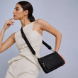 کیف دوشی زنانه دیوید جونز مدل David Jones CM7825