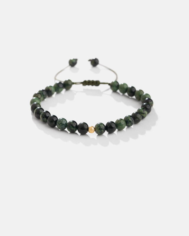 دستبند یشم و گوی طلا