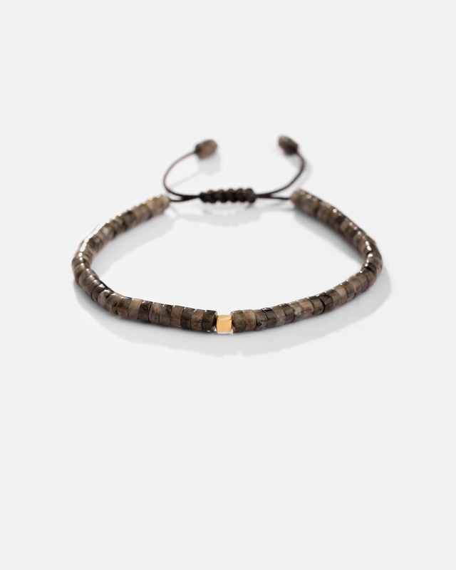 دستبند لابرادوریت و مکعب طلا