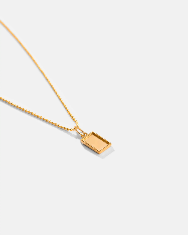 آویز مستطیل گوارسه