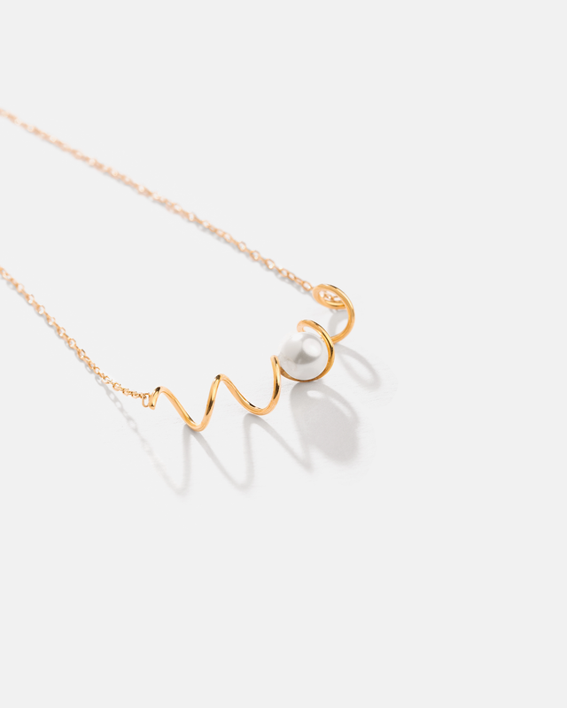 گردنبند پیچ و مروارید