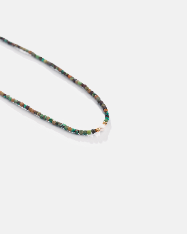 گردنبند کریزکولا و گوی و مروارید