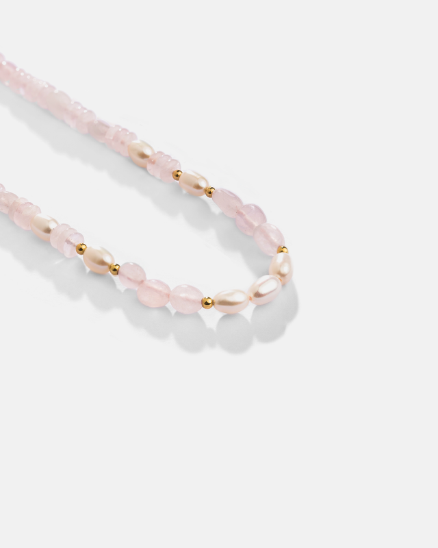 گردنبند سنگ رزکوارتز و مروارید