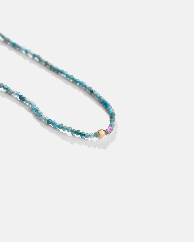 گردنبند آپاتیت و گوی طلا