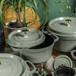 قابلمه گرد ۲۶ سانتی چدنی استوب مدل La Cocotte