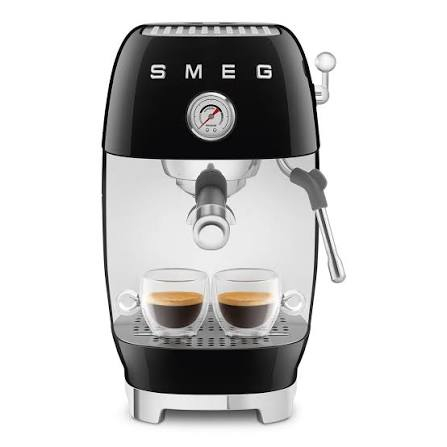  اسپرسوساز دستی SMEG Ecf03