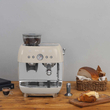 اسپرسوساز آسیاب دار Smeg - کرمی