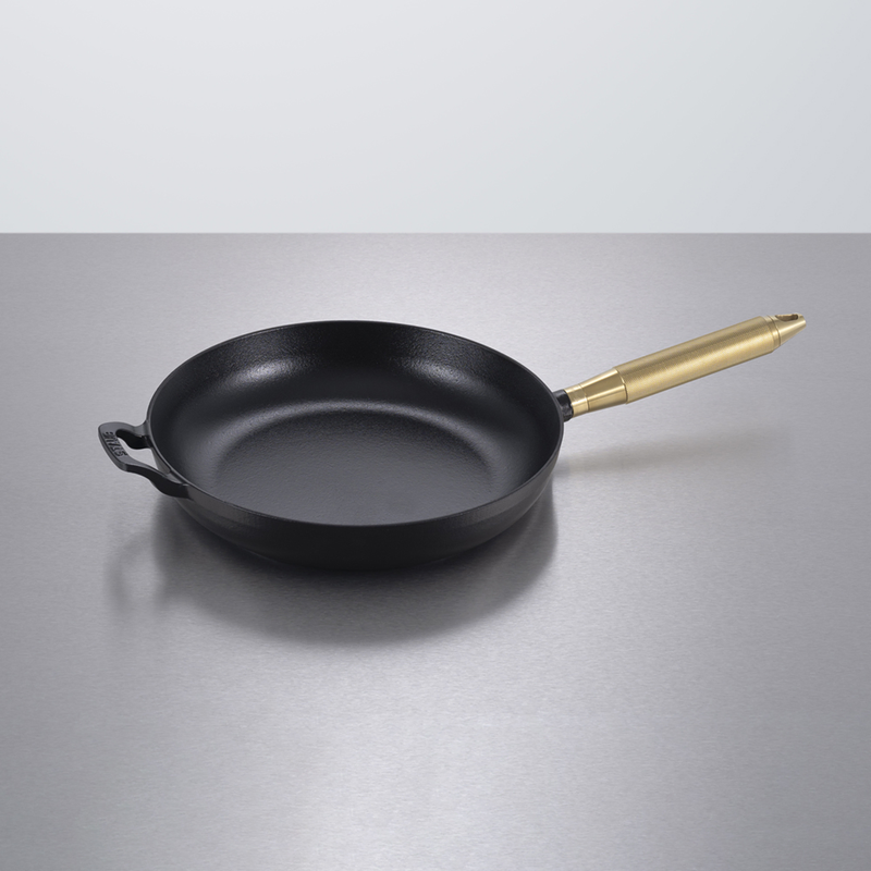 تابه چدنی ۲۸ سانتی STAUB    