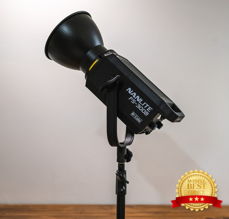 نور ثابت نانلایت Nanlite FS-300B به همراه کیف AdatFlex ( همراه گارانتی اصلی )