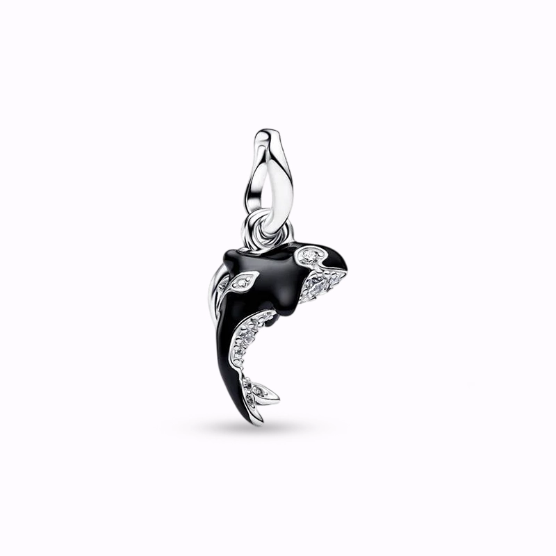 عکس چارم آویز نهنگ اورکا پاندورا