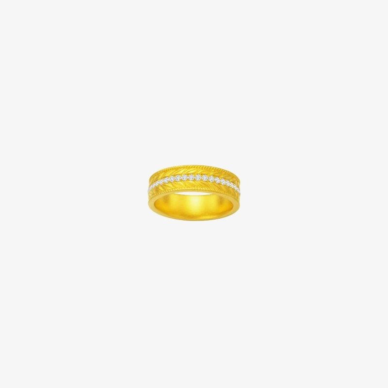 عکس انگشتر طلایی با ردیف زیرکنیا درخشان امپریال برند Lee Hwa Jewellery