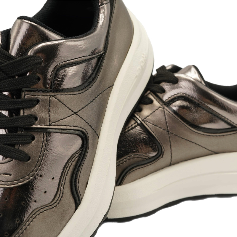 کفش راحتی زنانه مدل Stradivarius Sneakers - SKS66