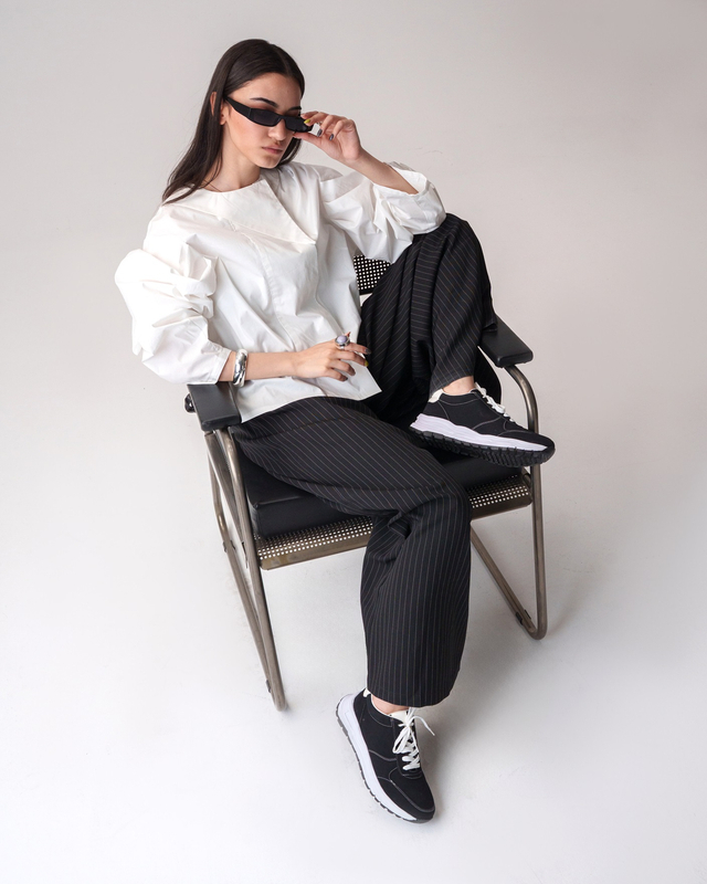 کفش اسپرت زنانه مدل Stradivarius Sneakers - SKB2203