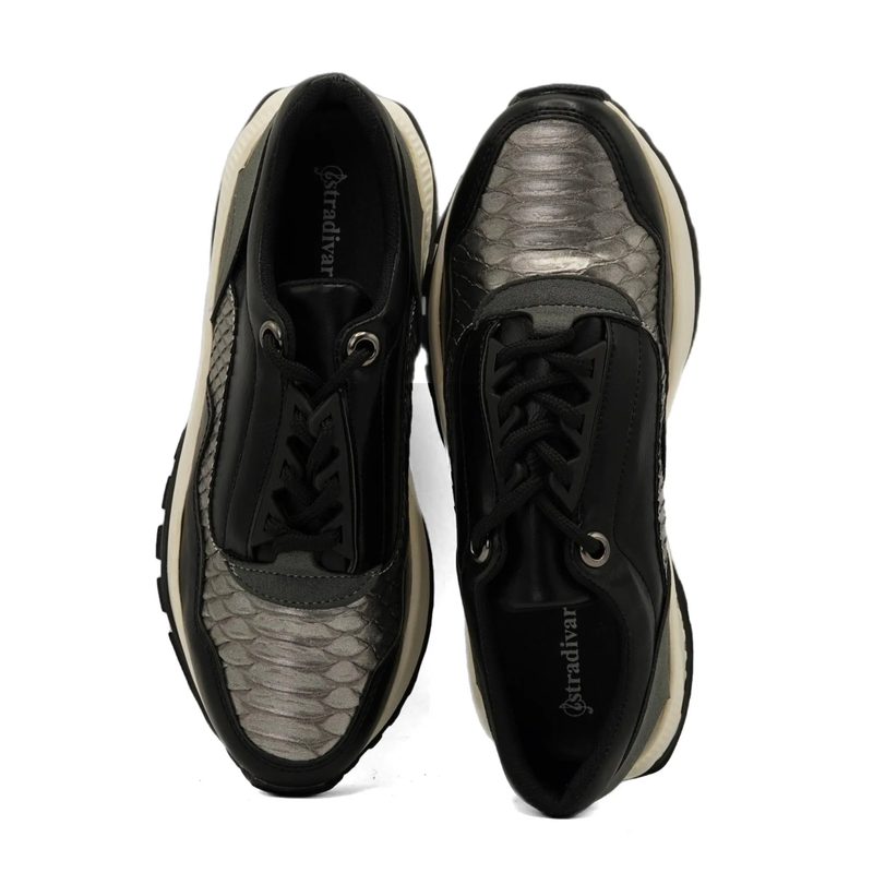 کفش اسپرت زنانه مدل Stradivarius Sneakers - SKG76