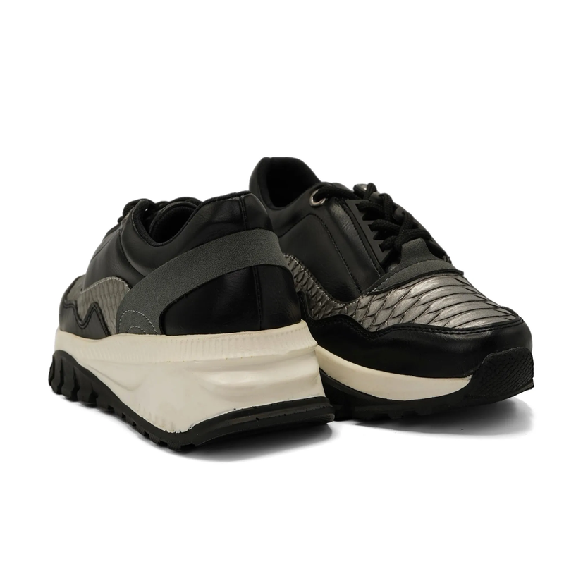کفش اسپرت زنانه مدل Stradivarius Sneakers - SKG76