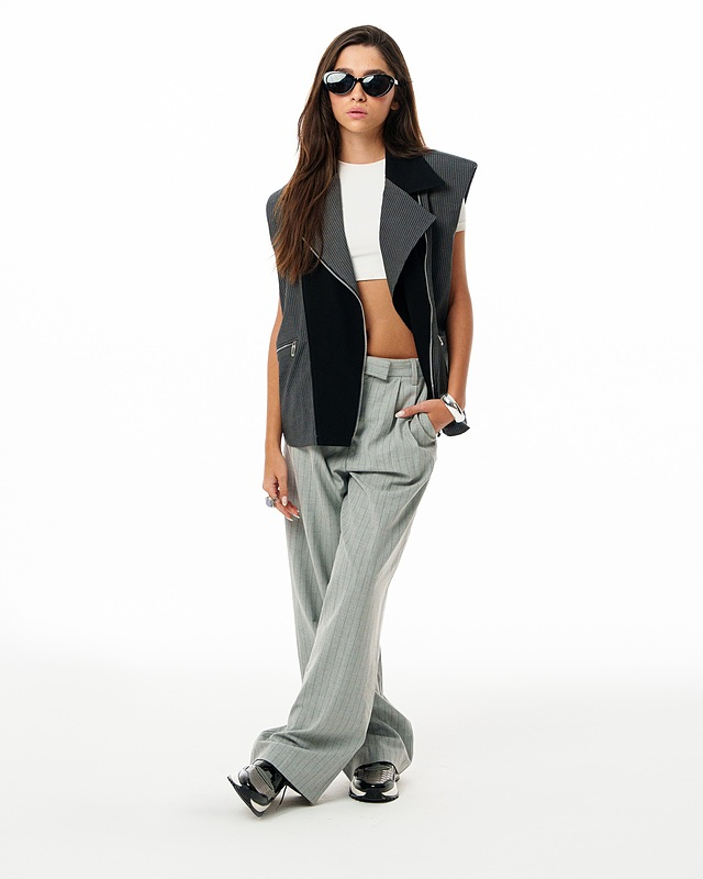 کفش اسپرت زنانه مدل Stradivarius Sneakers - SKG76
