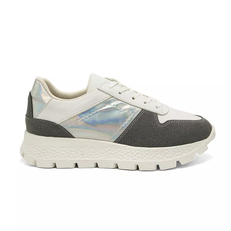 کفش راحتی زنانه مدل Stradivarius Sneakers - SKBu/W87
