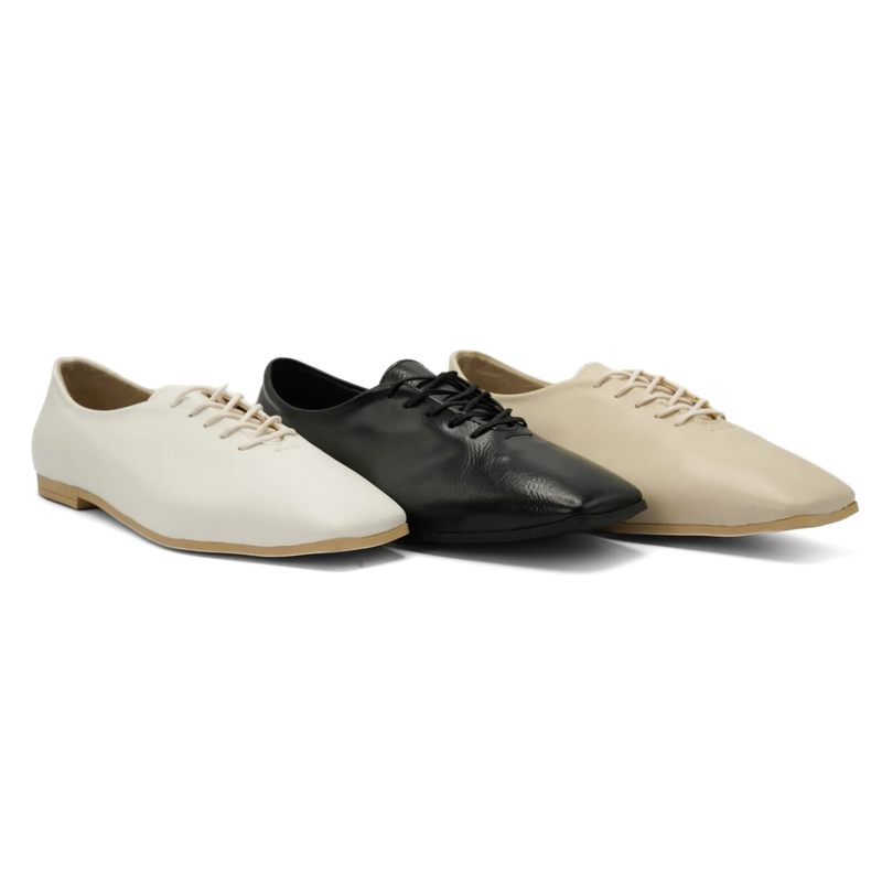 کفش کالج زنانه مدل Stradivarius Flat shoes - FSi2404