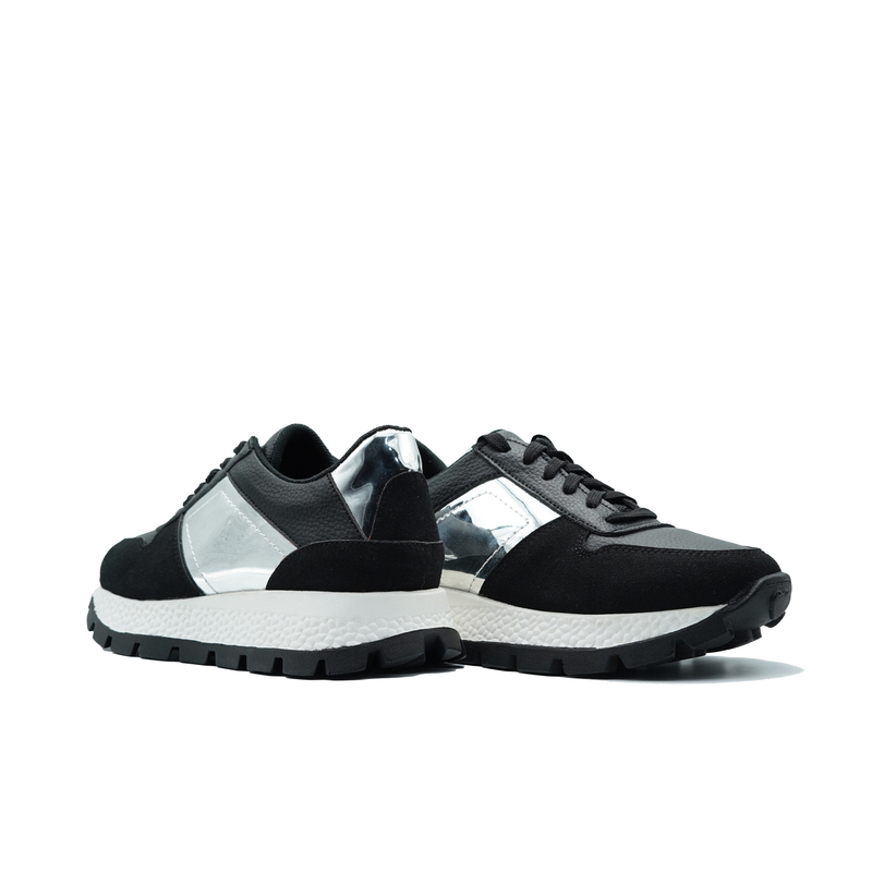 کفش راحتی زنانه مدل Stradivarius Sneakers - SKBu/W87