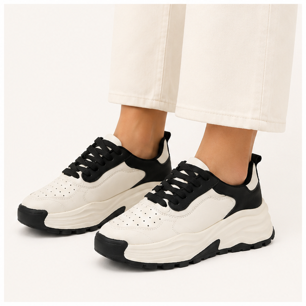 کفش راحتی زنانه مدل Stradivarius Sneakers - SKGr65