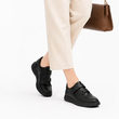 کفش اسپرت زنانه مدل Stradivarius Loafers - LFB55