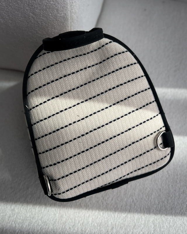 کیف دخترانه ، کوله دخترانه ، کیف فانتزی ، کوله فانتزی ، کیف بچگانه ، کوله بچگانه ، کیف کرومی ، کوله کرومی ، کیف بچگانه کرومی ، کوله کرومی بچگانه ، کرومی ، یگانه اسکارف