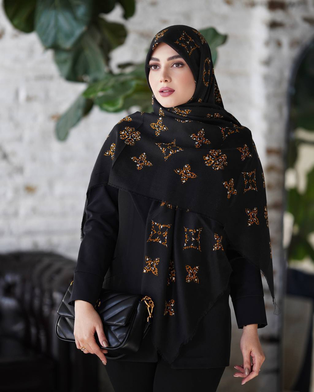روسری نخ مودال لویی ویتون وارداتی 4788
