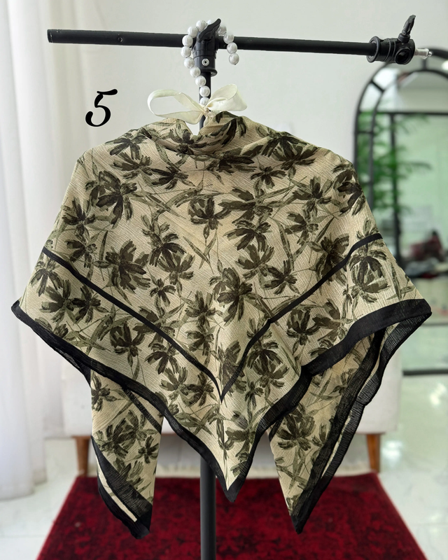 روسری درختی گل دار 4849